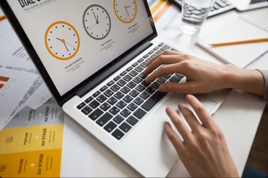 How ERP Reduces Month-End Closing Time from Days to Hours in Batam Industry